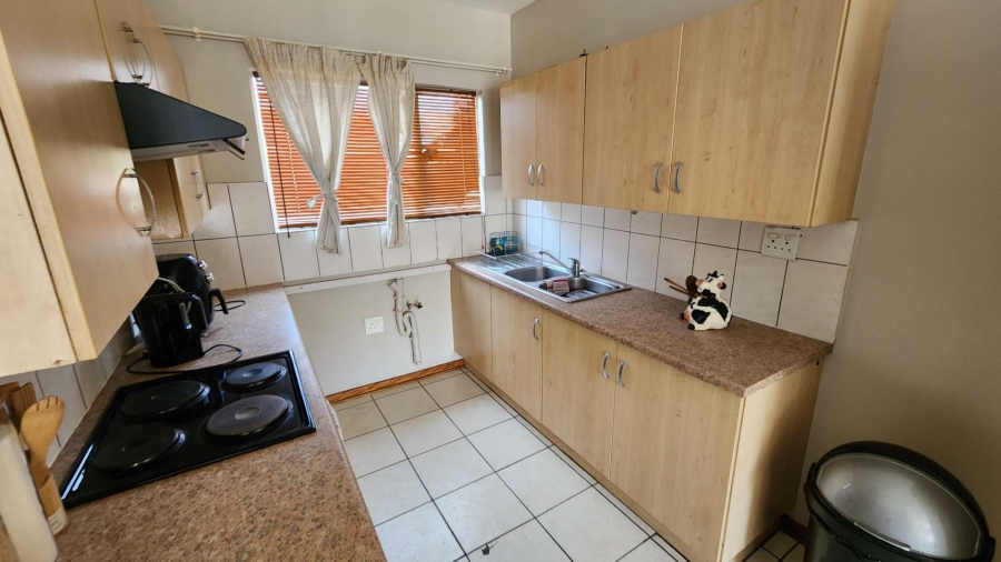 To Let 2 Bedroom Property for Rent in Pellissier Free State